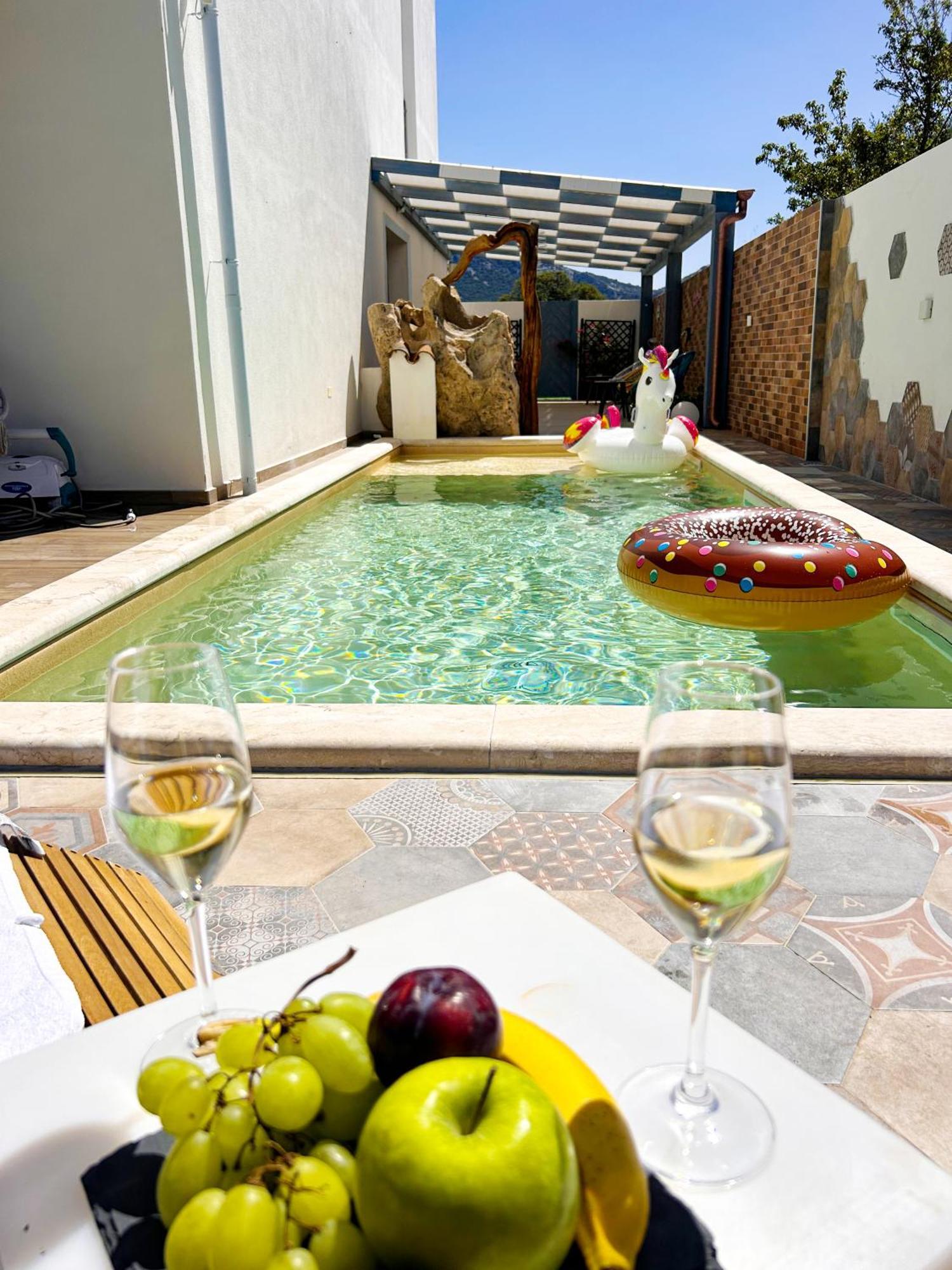 Bed and Breakfast Agua Dorada Boutique Lula Екстер'єр фото